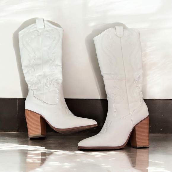 White Western Cowgirl Boots 7 coastal cowgirl western boho - Picture 1 of 7